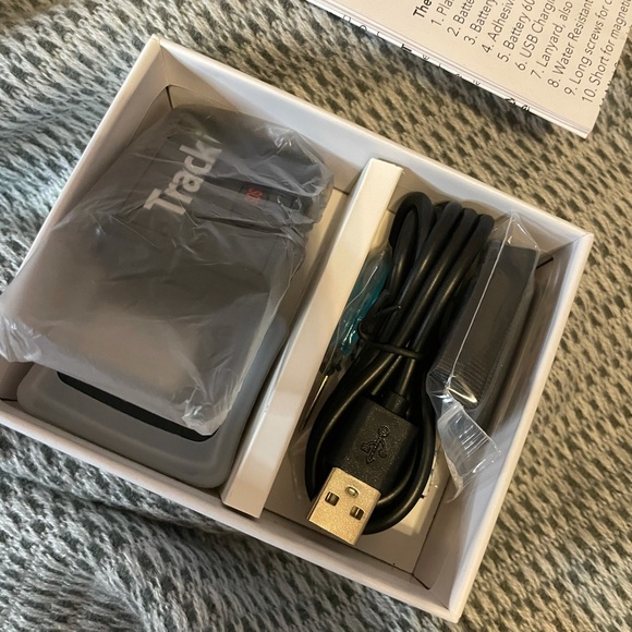 Small GPS device - Picture 3 of 3